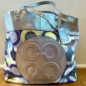Like New! COACH Julia Metallic Optic Art Tote Orig. $399